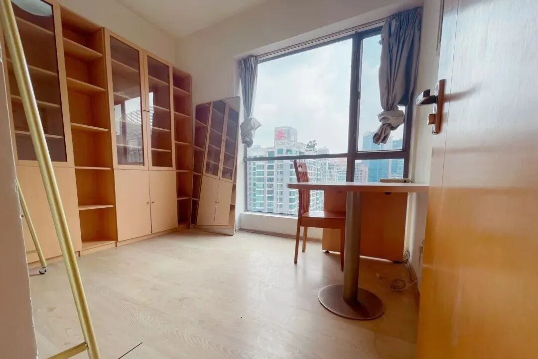 天河北二手房出售，中怡城市花园，68平，620万！