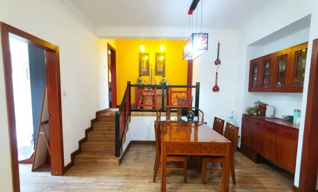 天河北二手房出售，天翔花园，164平，1350万！