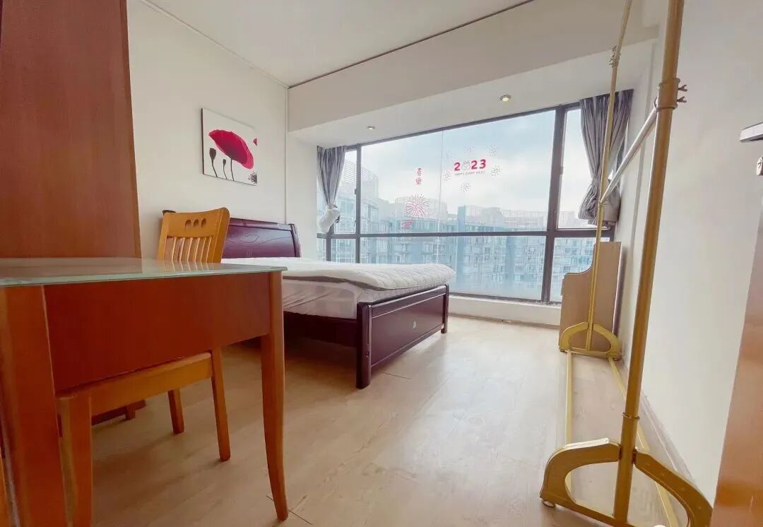 天河北二手房出售，中怡城市花园，68平，620万！