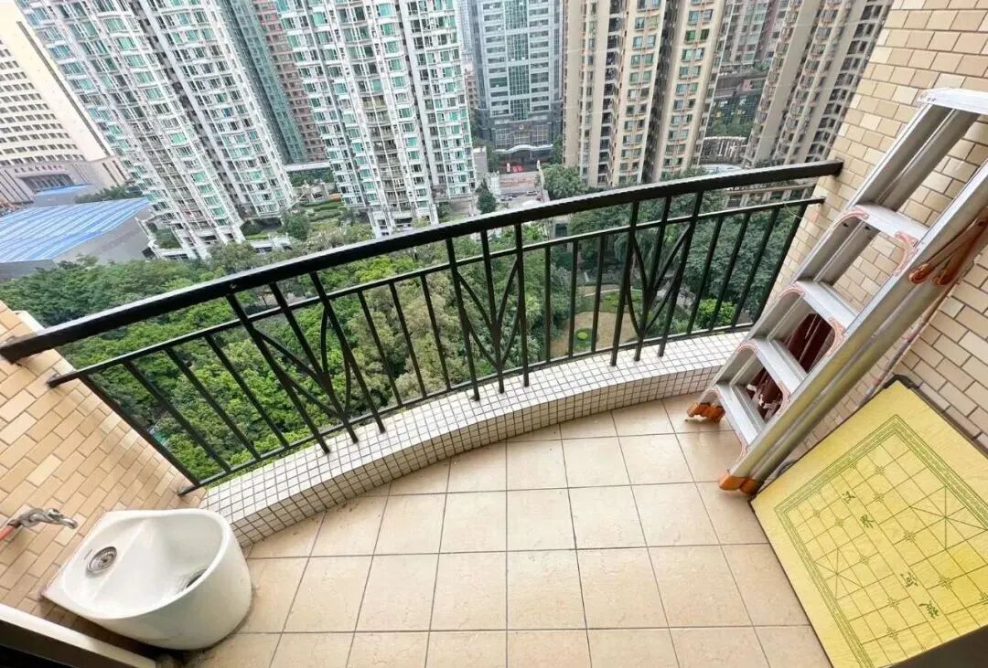 天河北二手房【芳草园】127平，总价1100多万！