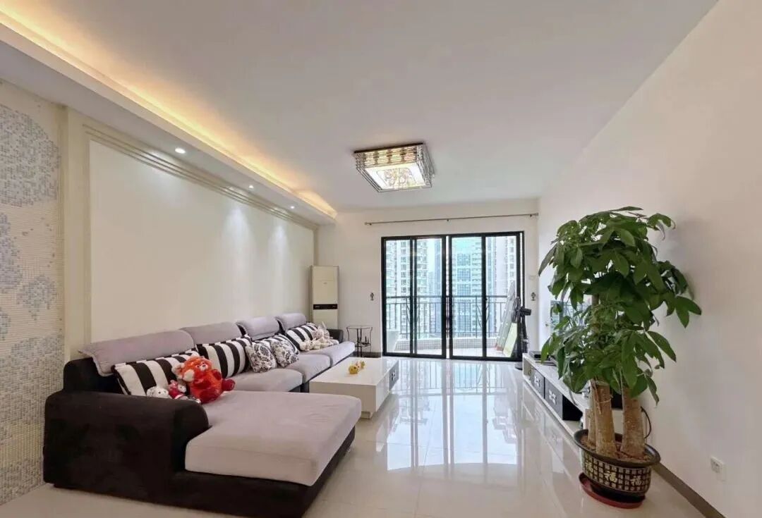 天河北二手房【芳草园】127平，总价1100多万！