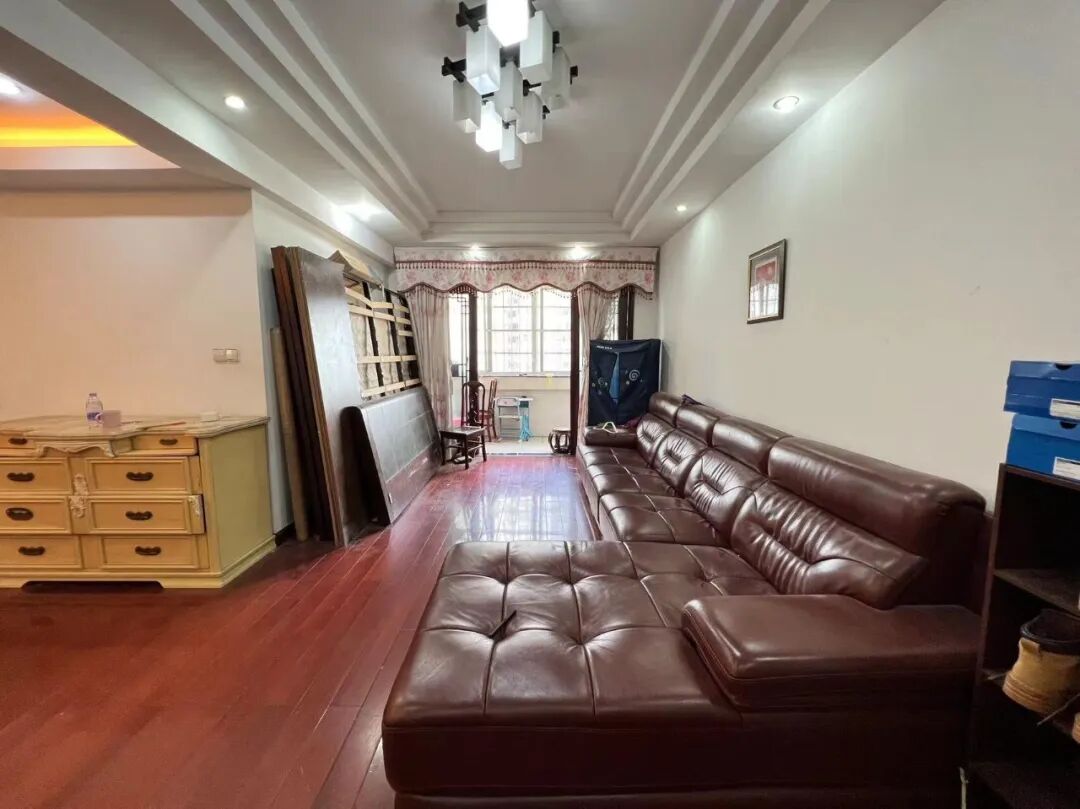 天河北二手房【太阳广场】77平，总价439万！