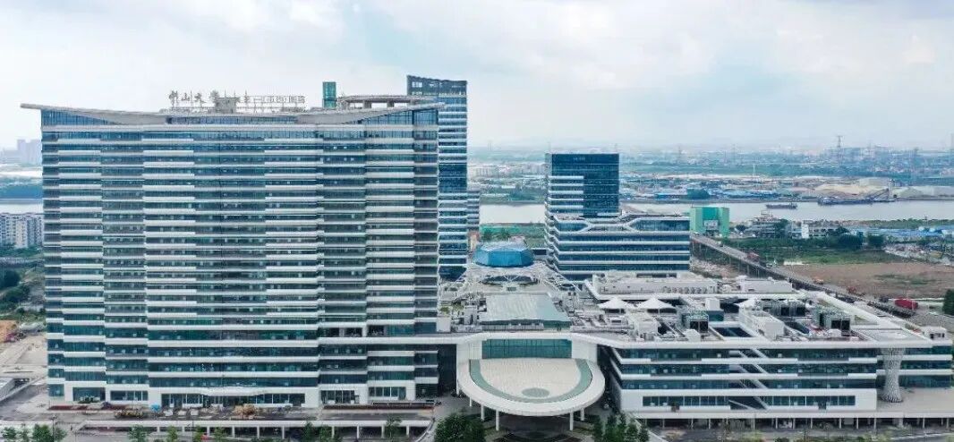 南沙湾区金融城总价220w，值不值得购买？