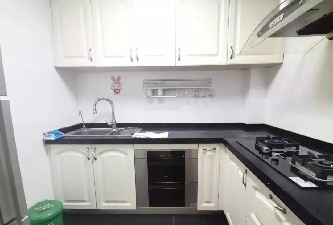 天河北二手房【伊顿18】76平，总价520万！