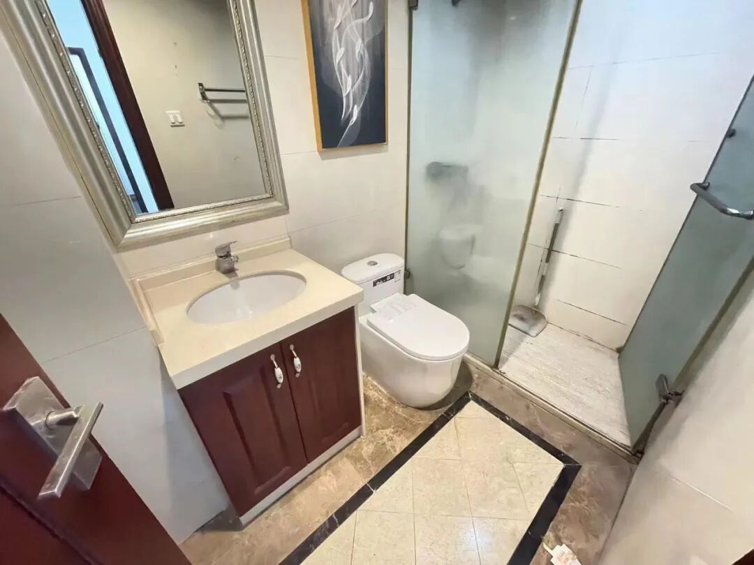 天河北二手房【保利中辰广场】42平，总价400万！