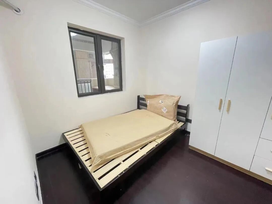 天河北二手房【保利中辰广场】42平，总价400万！