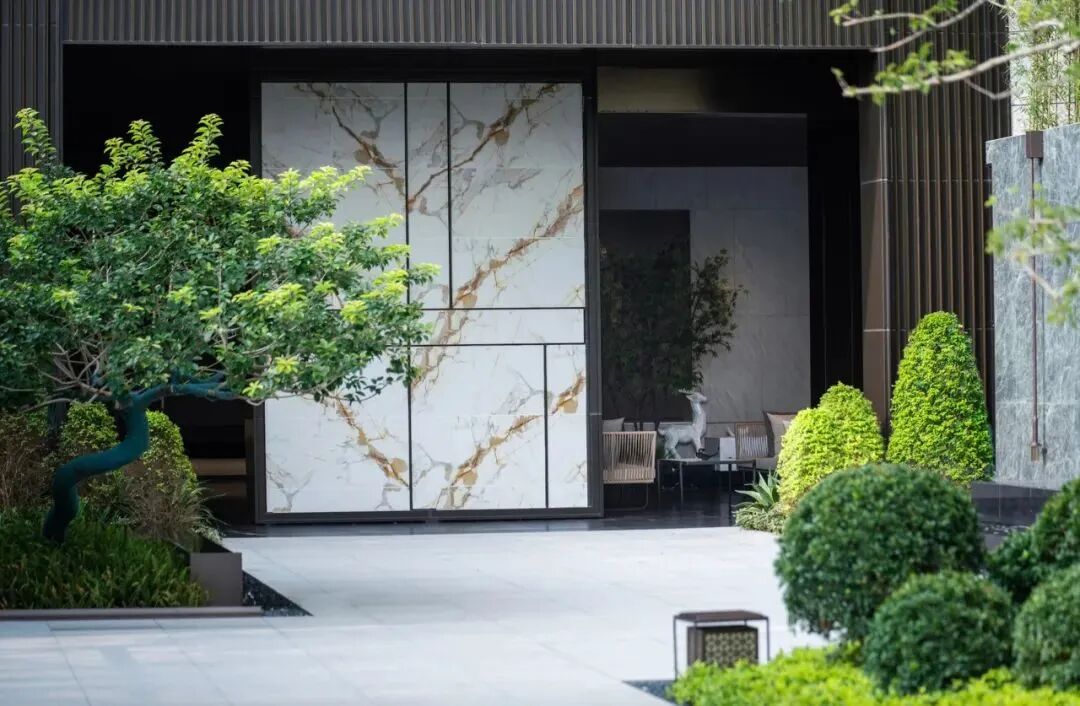 番禺龙湖金地天峯89-142㎡精装三房，读广外附小！