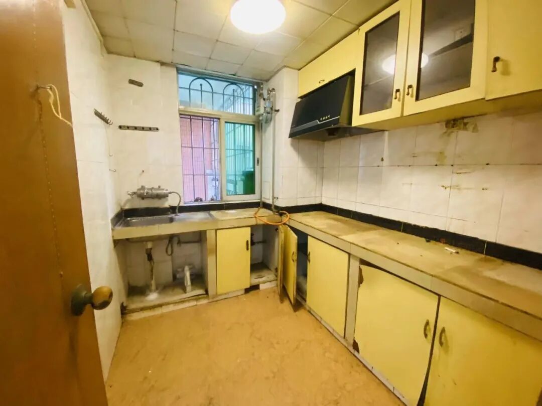 天河北二手房【龙口花苑】110平，总价750万！