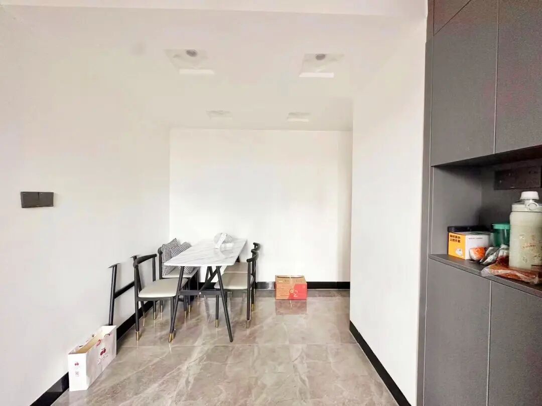 龙口西二手房【金鼎大厦】，91平总价450万！