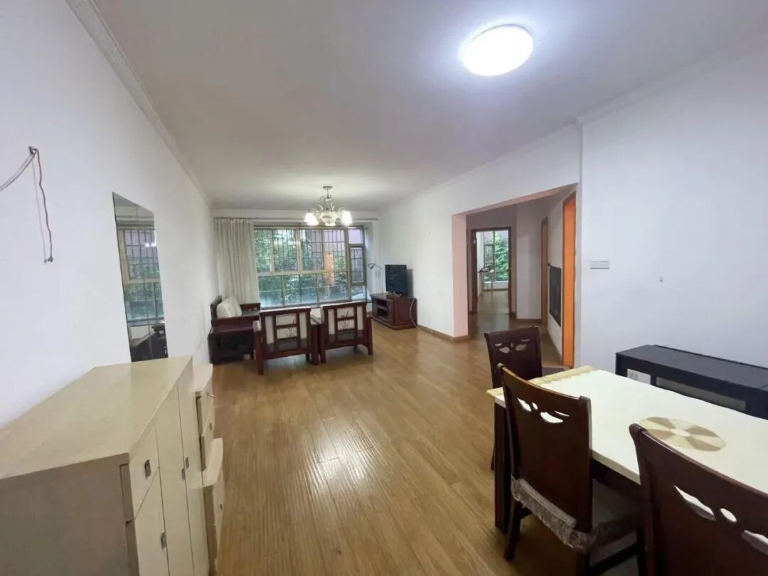 天河北二手房【帝景苑】110平，总价950万！