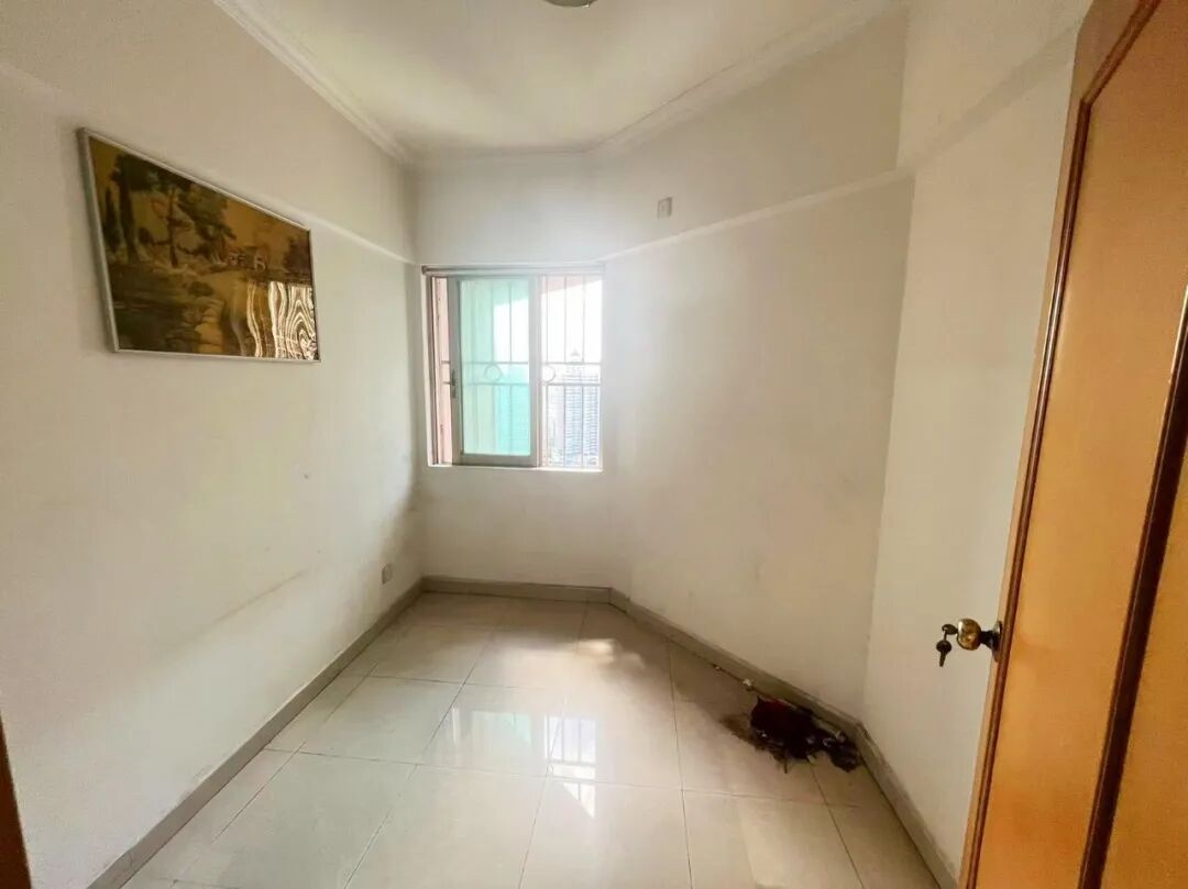 天河北二手房【鸿景园】1平81，总价800万！