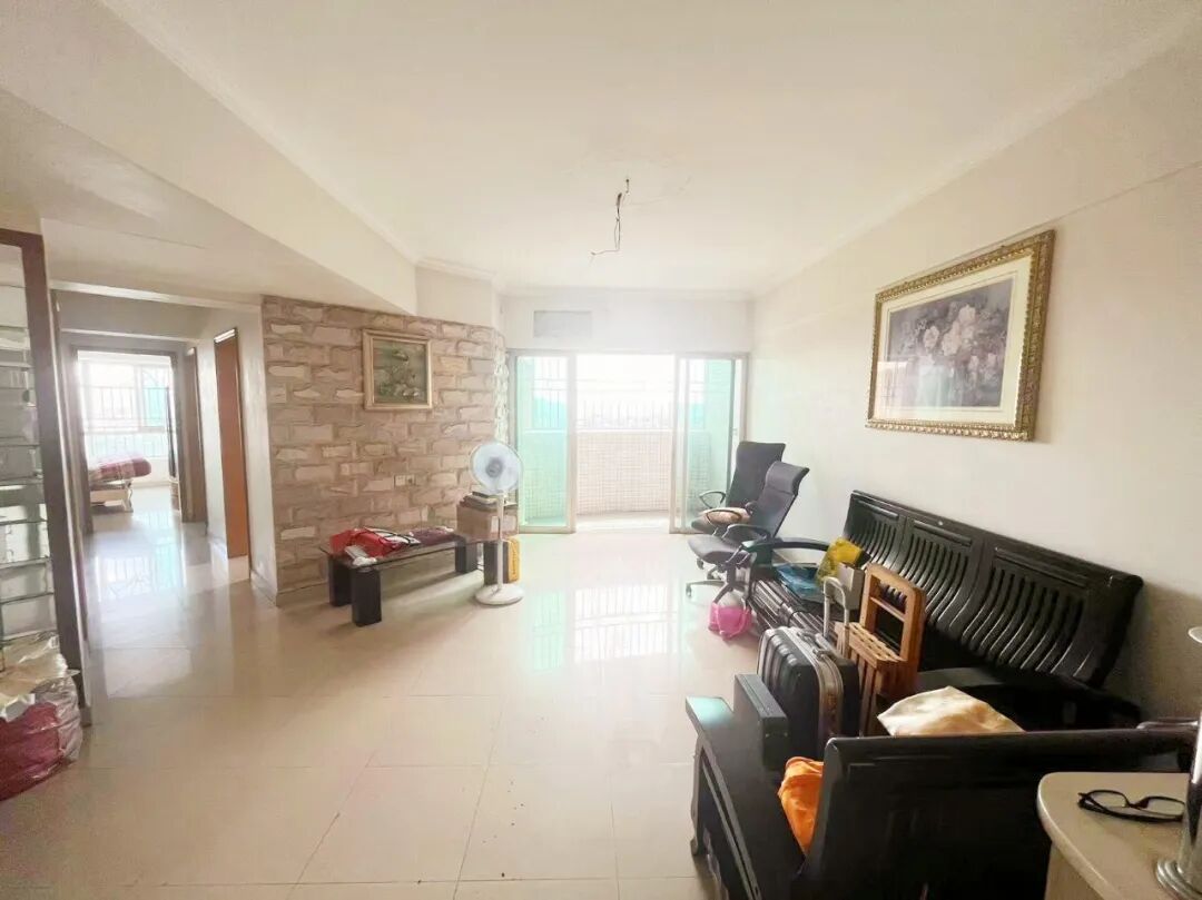 天河北二手房【鸿景园】1平81，总价800万！