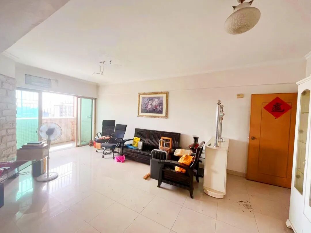 天河北二手房【鸿景园】1平81，总价800万！