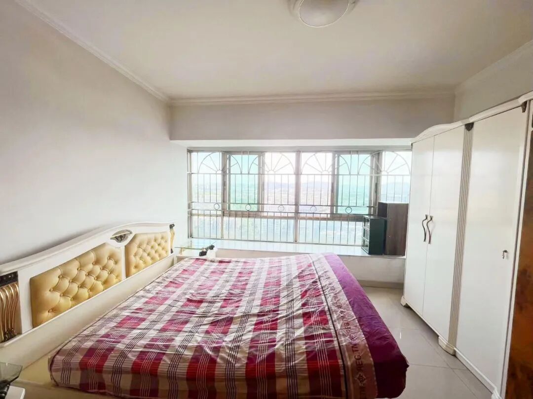 天河北二手房【鸿景园】1平81，总价800万！