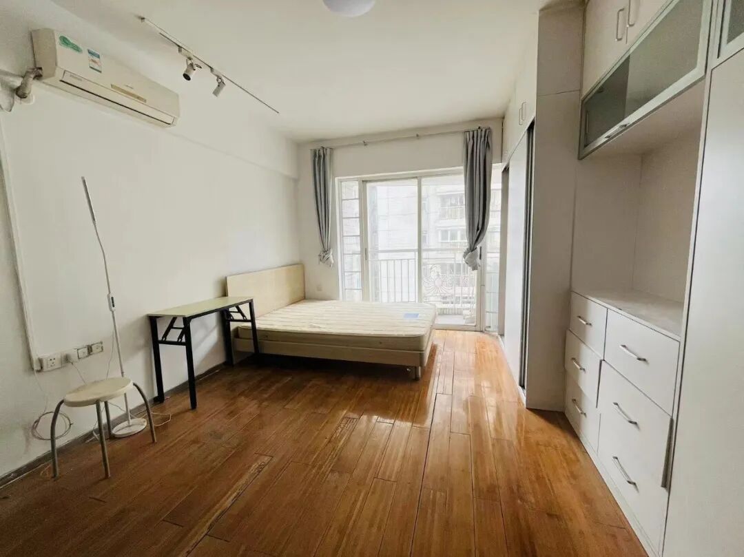 天河北二手房【鸿翔大厦】39平，总价280万！