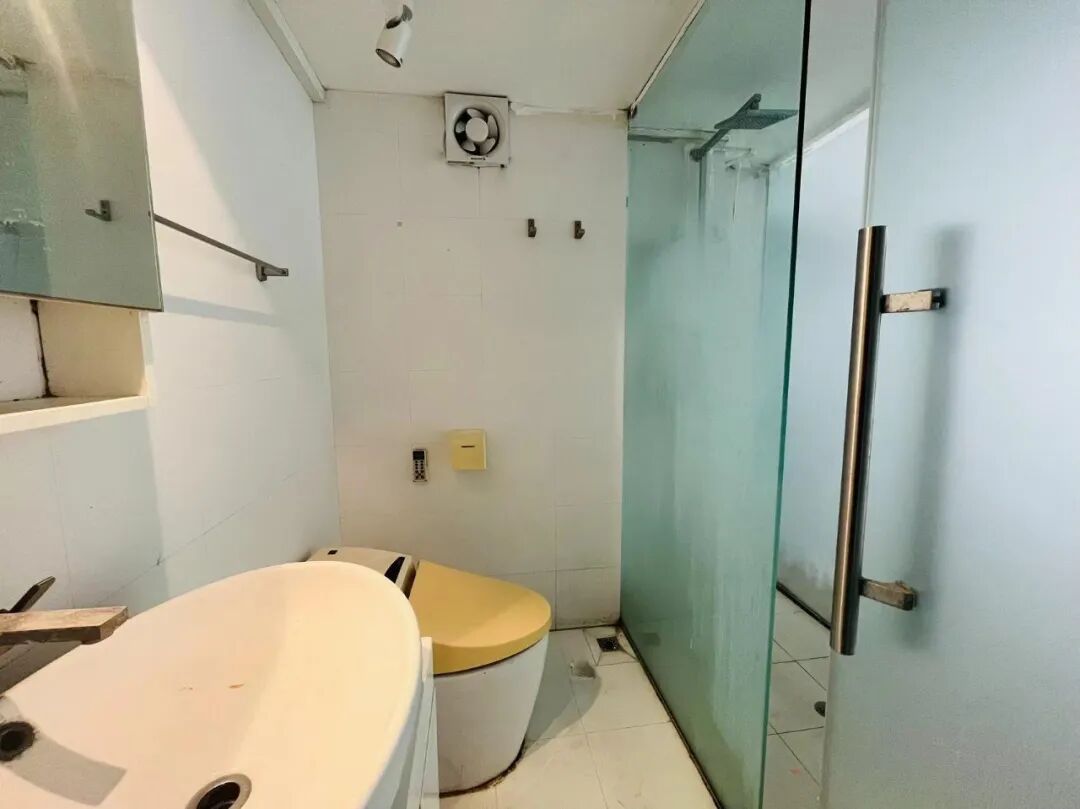 天河北二手房【鸿翔大厦】39平，总价280万！