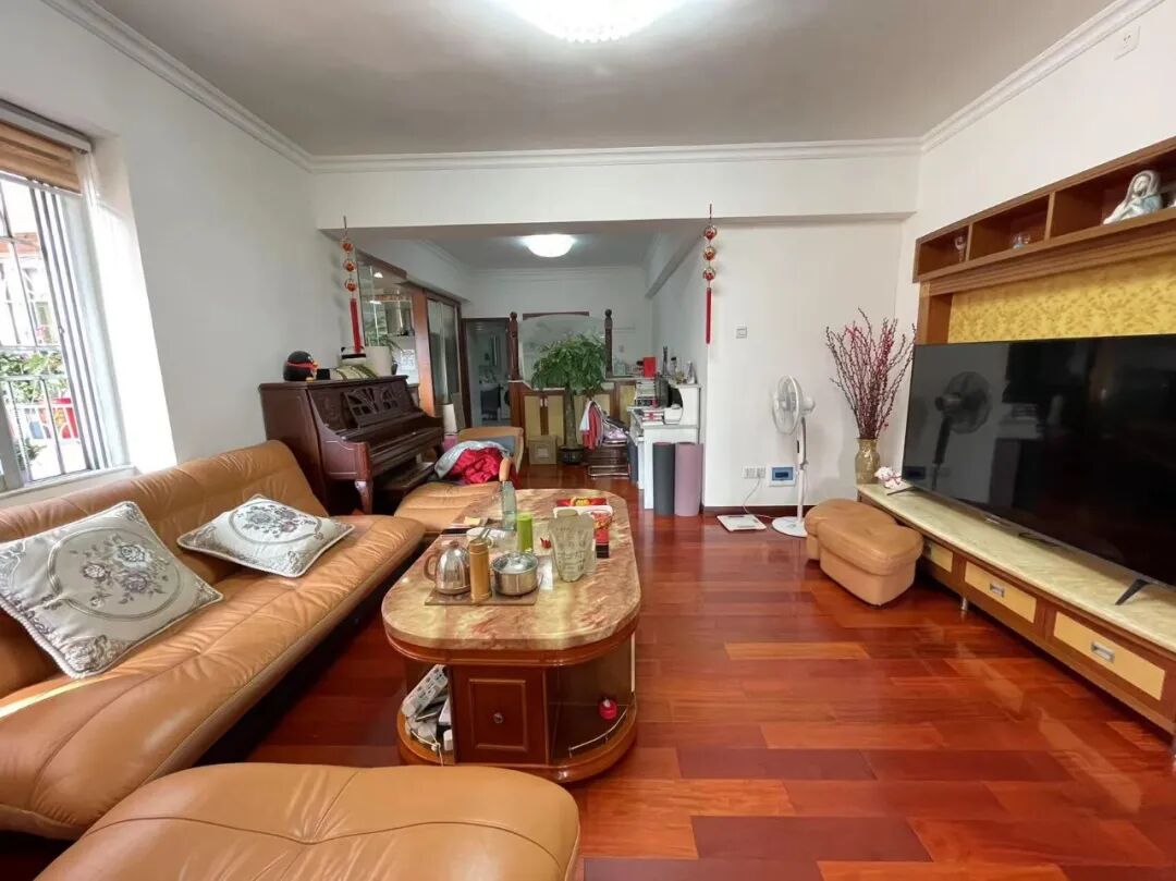 天河北二手房【华天国际广场】120平，总价850万！