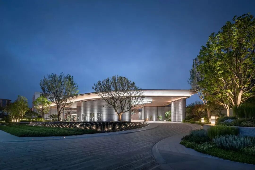 番禺卓越晴翠府加推5栋，单价2.4万起