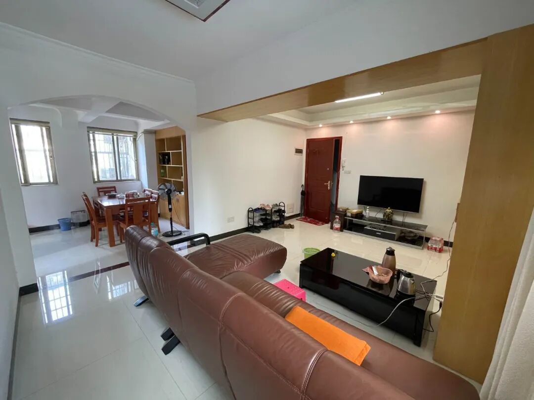 天河北二手房【龙口小区】84平，总价498万！