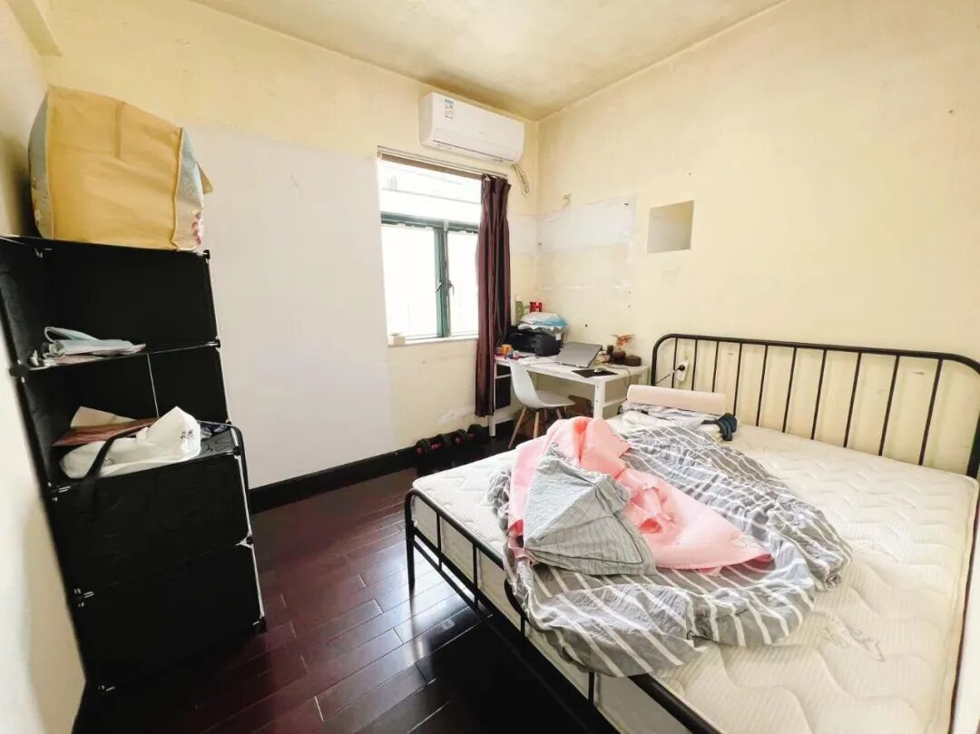 天河北二手房【金碧翡翠华庭】69平，总价668万！