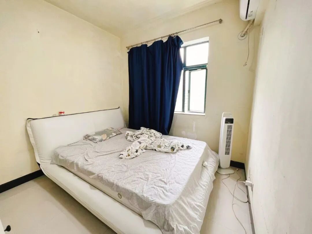 天河北二手房【金碧翡翠华庭】69平，总价668万！