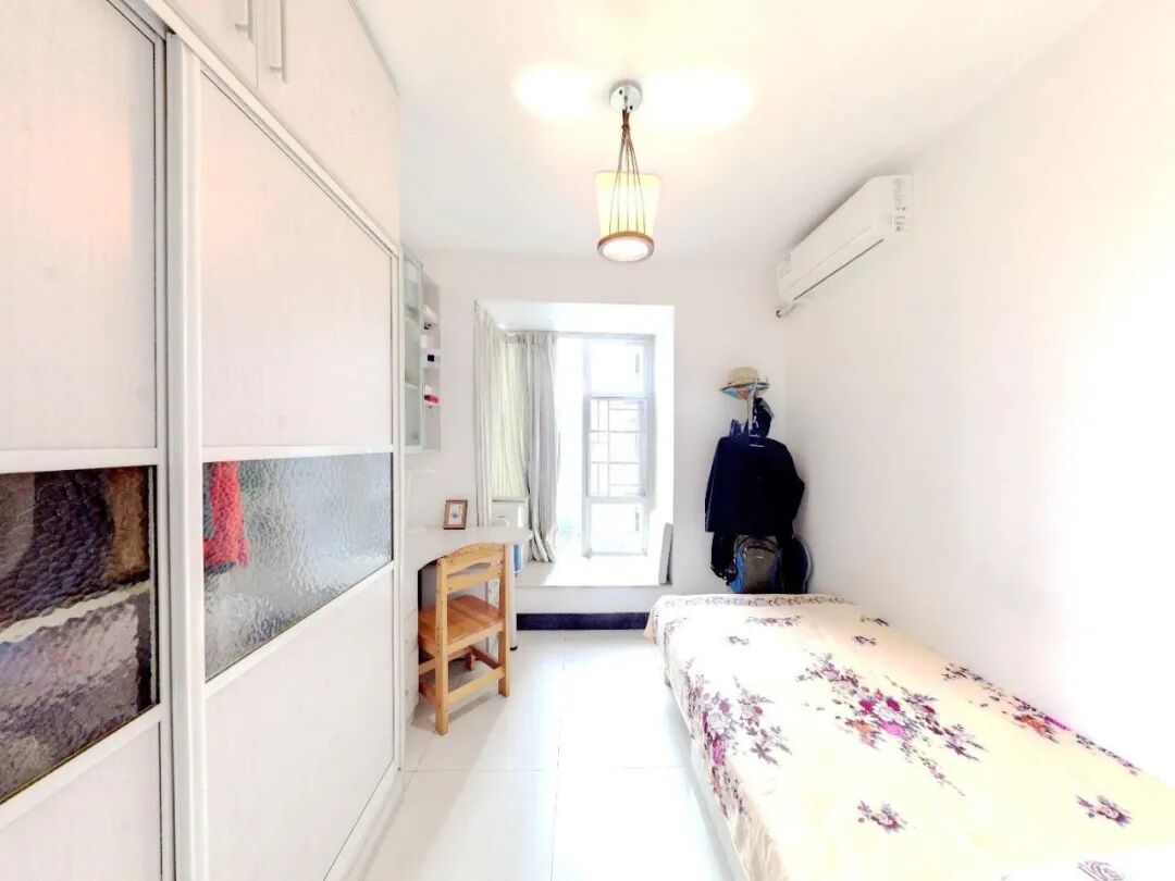 天河北二手房【伊顿18】127平，总价1180万！