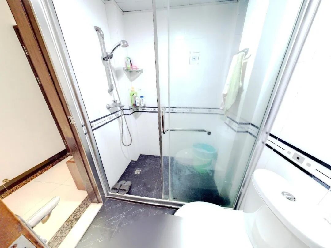 天河北二手房【伊顿18】127平，总价1180万！