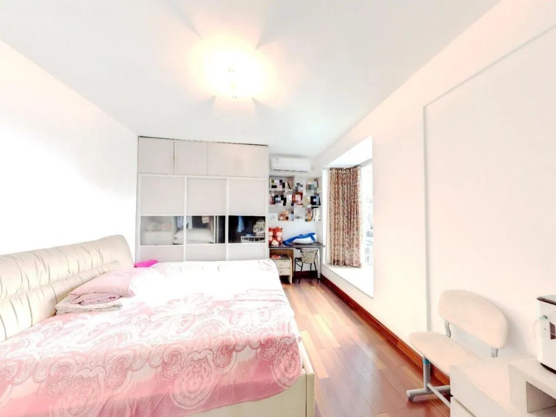 天河北二手房【伊顿18】127平，总价1180万！