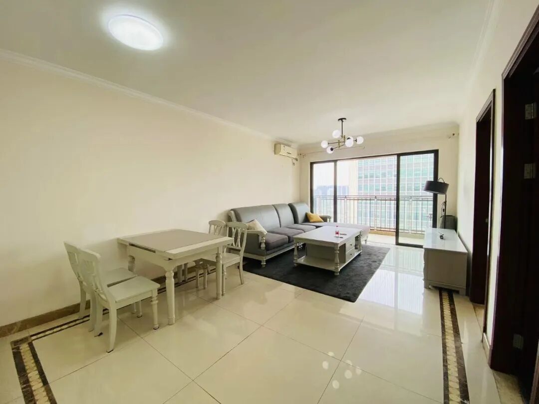 天河北二手房【保利中辰广场】88平，总价930万！