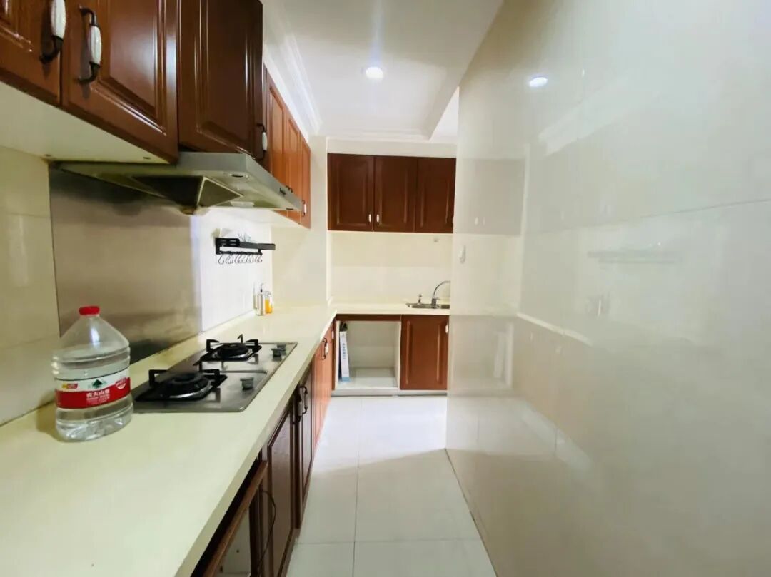 天河北二手房【保利中辰广场】88平，总价930万！