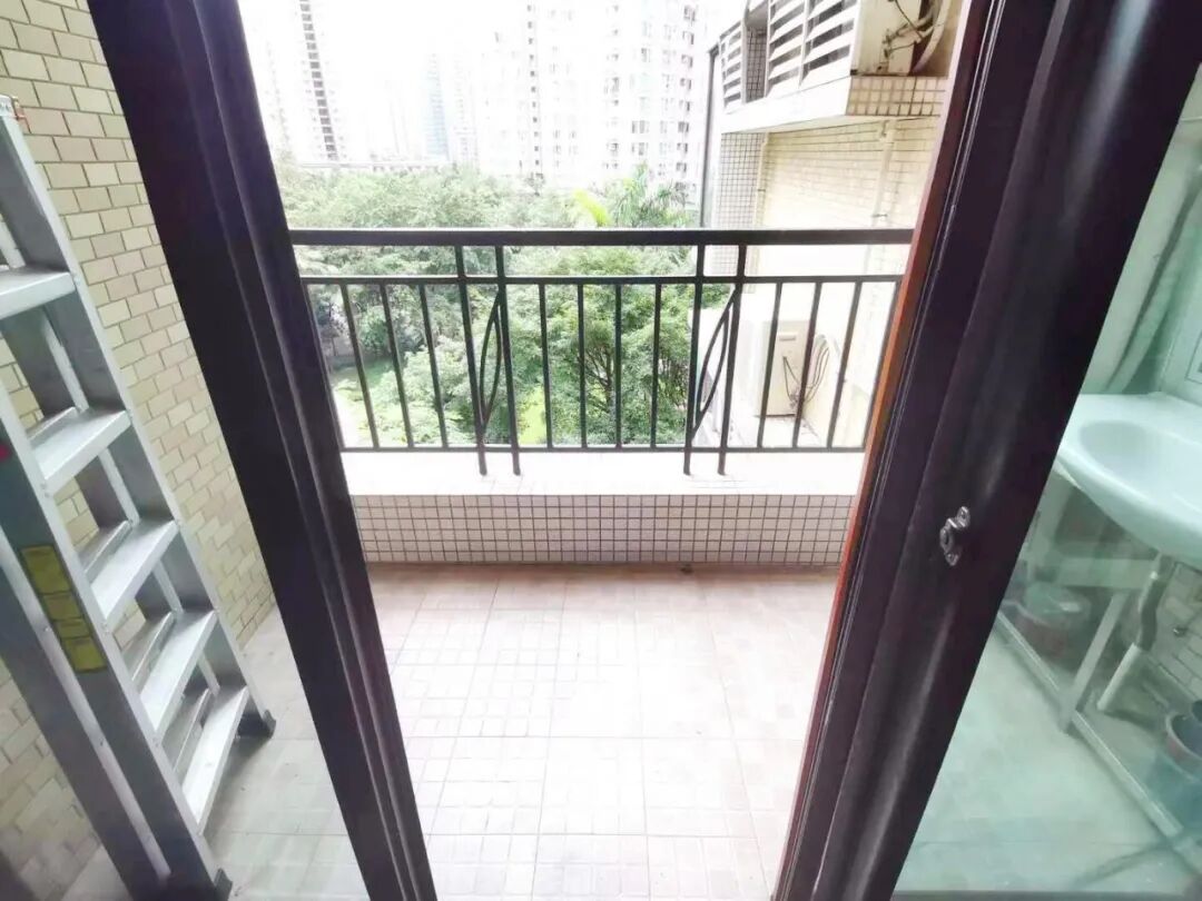 天河北二手房【芳草园】128平，总价1200万！