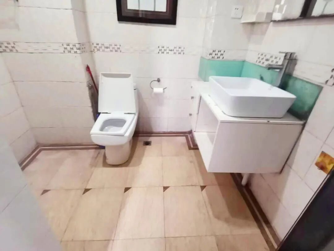 天河北二手房【芳草园】128平，总价1200万！