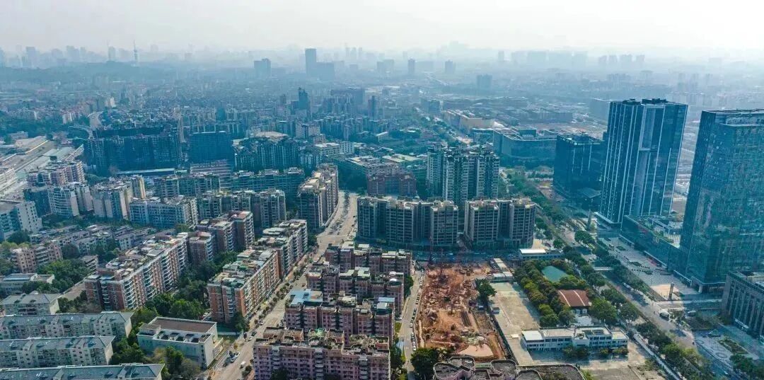 万科瑧山府建面约110-190㎡，值得买！