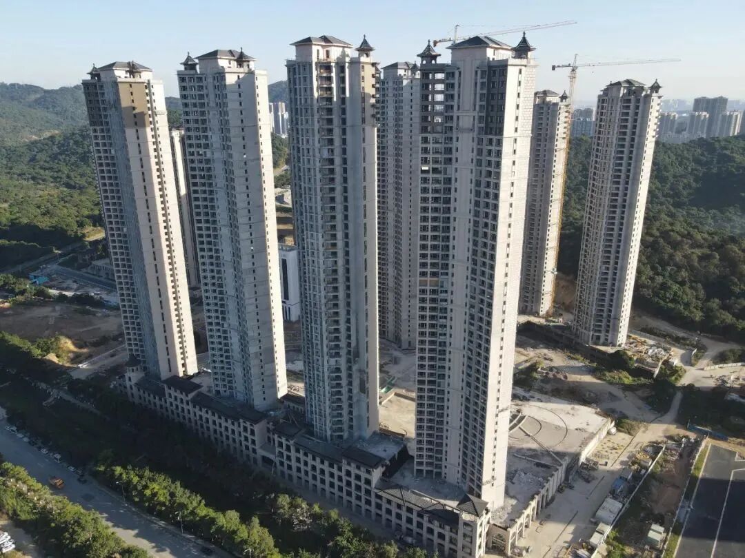 黄埔星河湾萝峰单价低至3.74万/㎡起，降价超一万+？