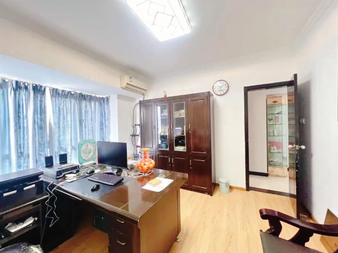 天河北二手房【鸿翔大厦】123平，总价988万！