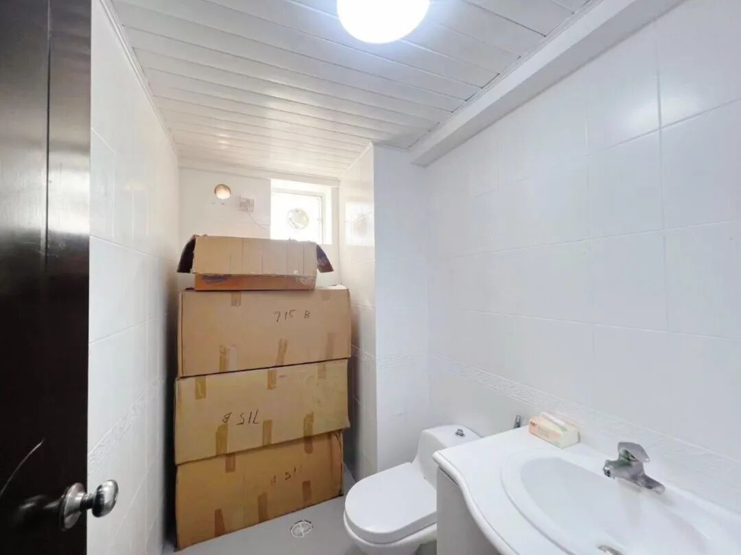 天河北二手房【鸿翔大厦】123平，总价988万！