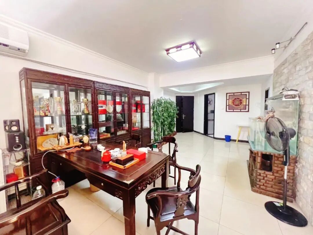 天河北二手房【鸿翔大厦】123平，总价988万！