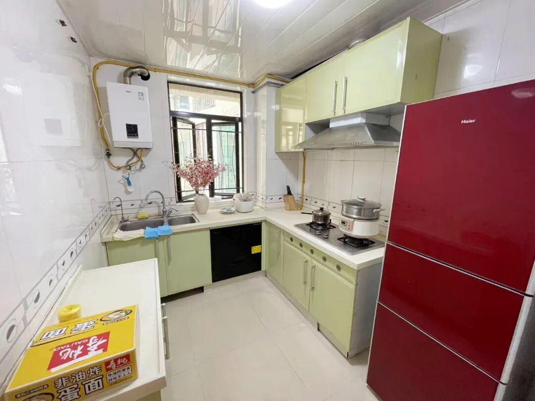 天河北二手房【芳草园】126平，总价1350万！