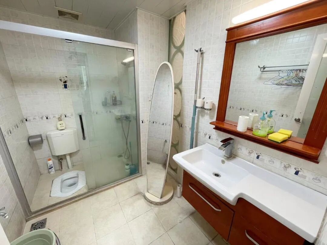 天河北二手房【芳草园】126平，总价1350万！