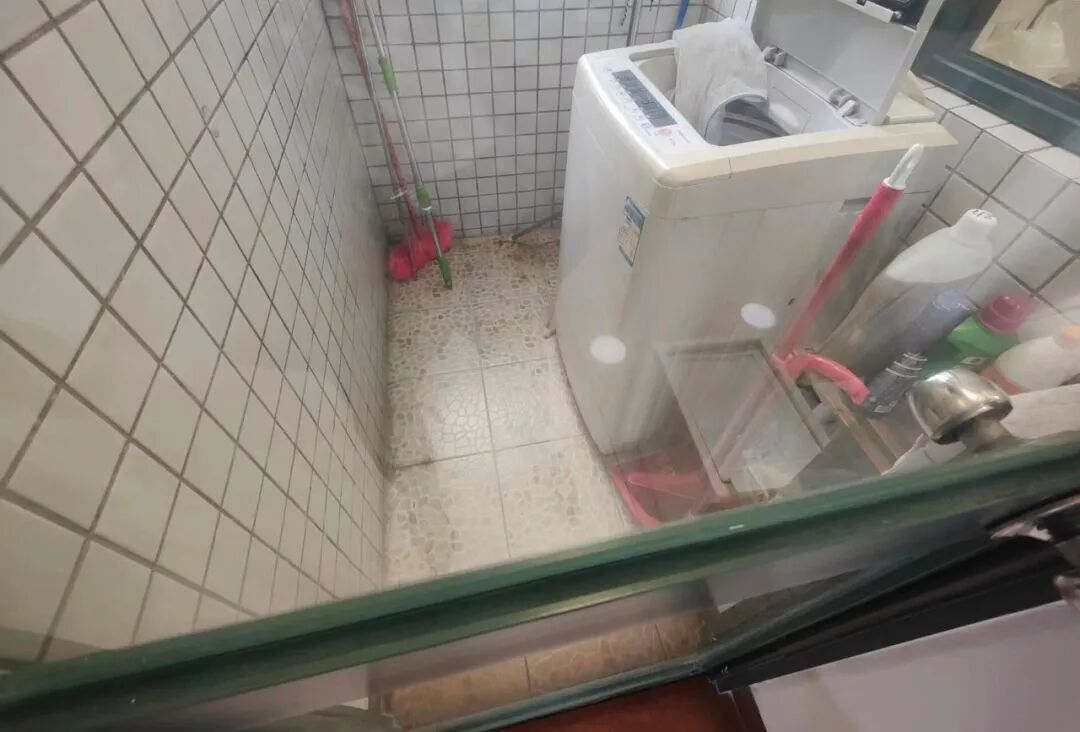 天河北二手房【金碧翡翠华庭】69平，总价595万！