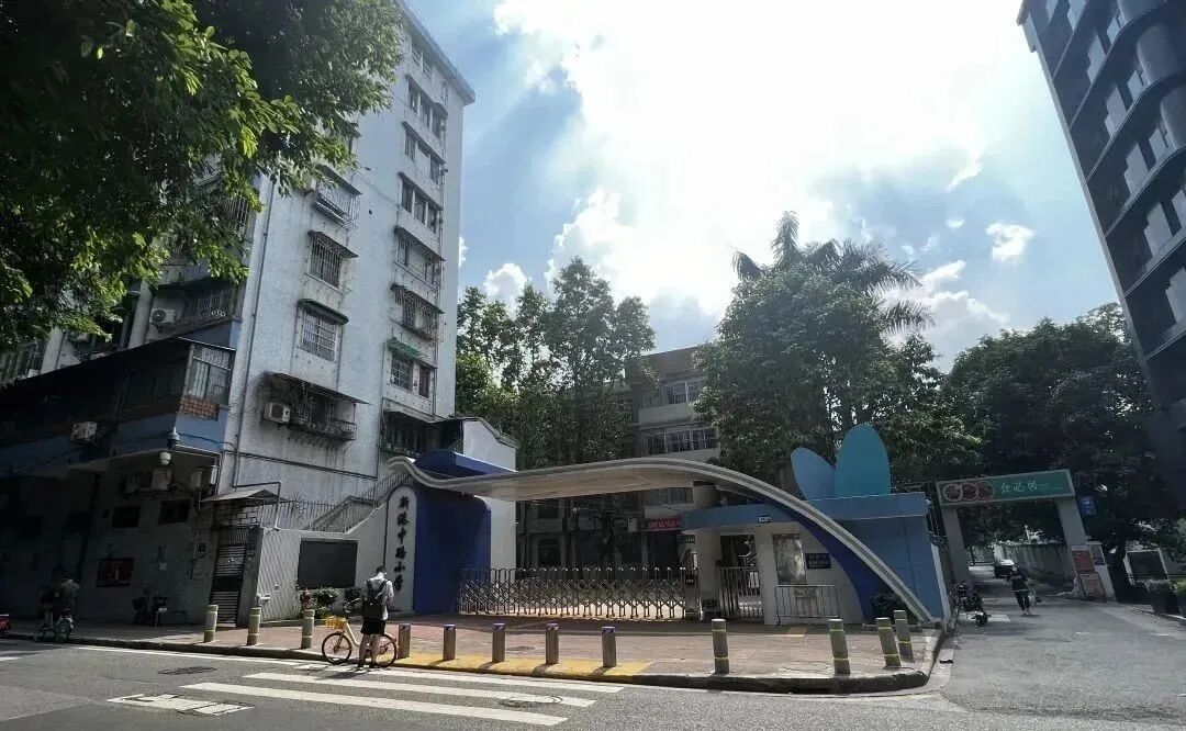 海珠方圆美林滨江壹号开放实体样板房，看房需验资300万元