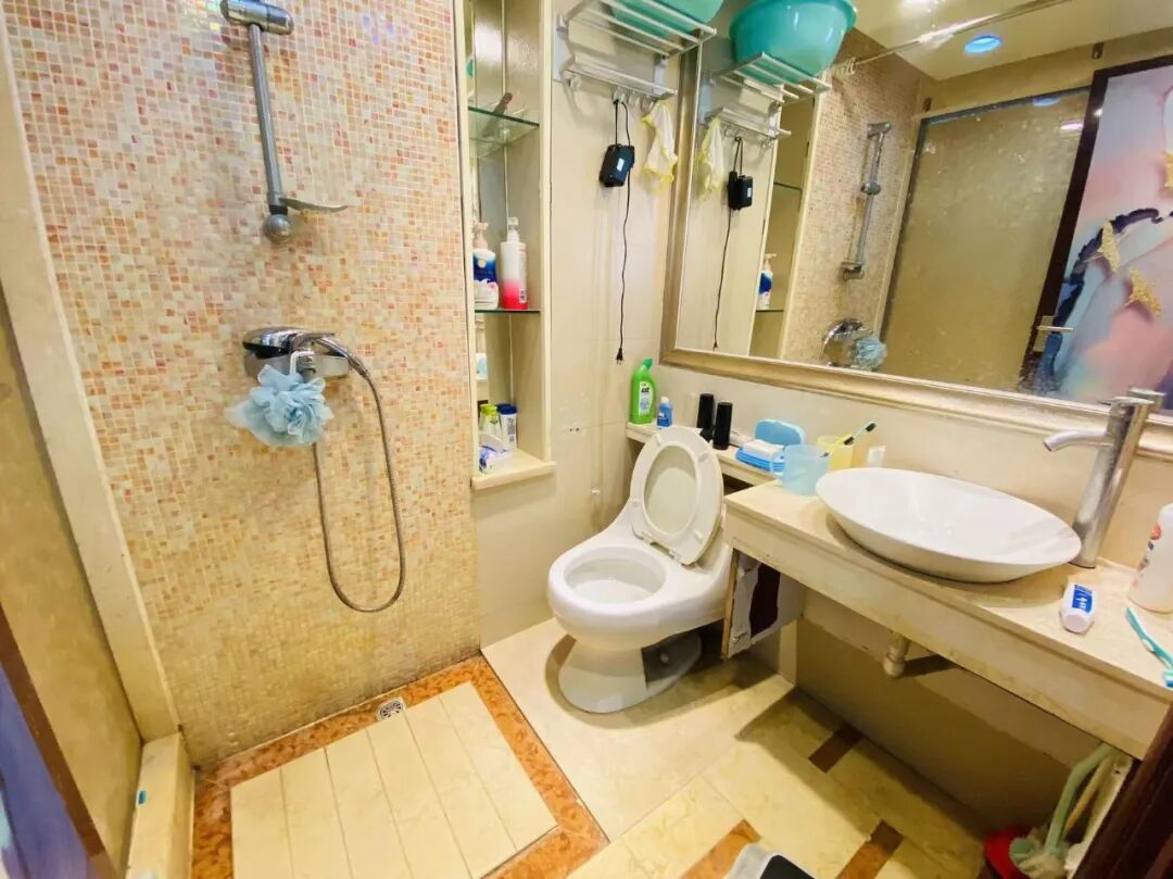 天河北二手房【银汇华庭】45平，总价360万！