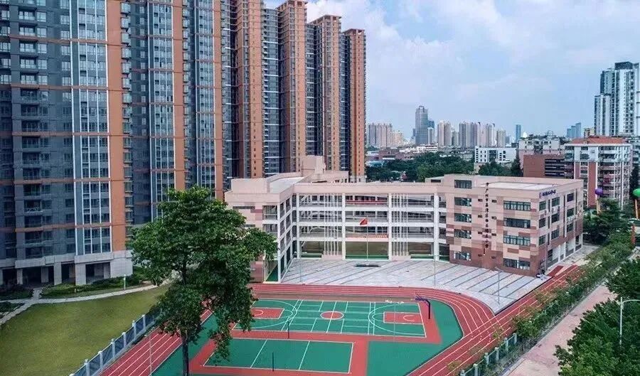 荔湾新世界天馥会卖多少钱一平方？