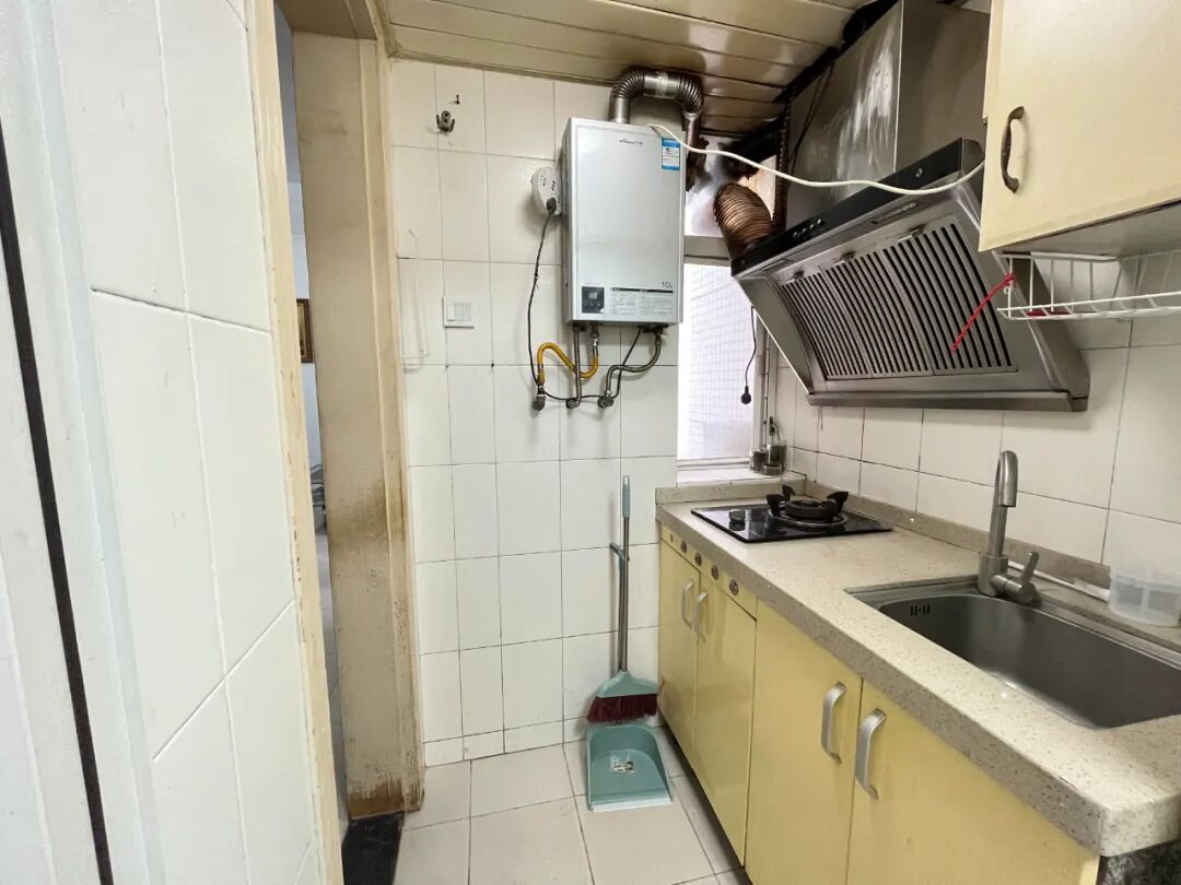 天河北二手房【鸿翔大厦】41平，总价360万！