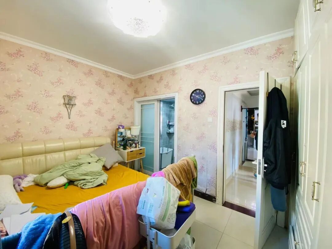 天河北二手房【天龙大厦】117平，总价570万！