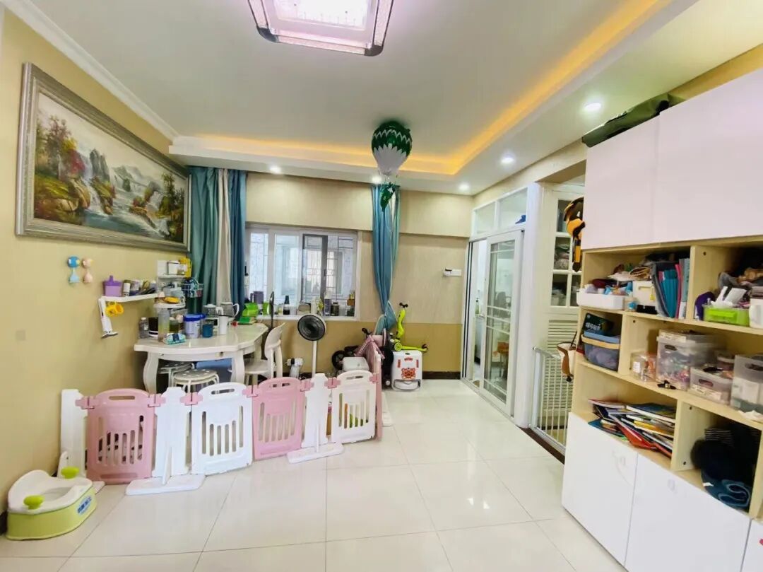 天河北二手房【天龙大厦】117平，总价570万！