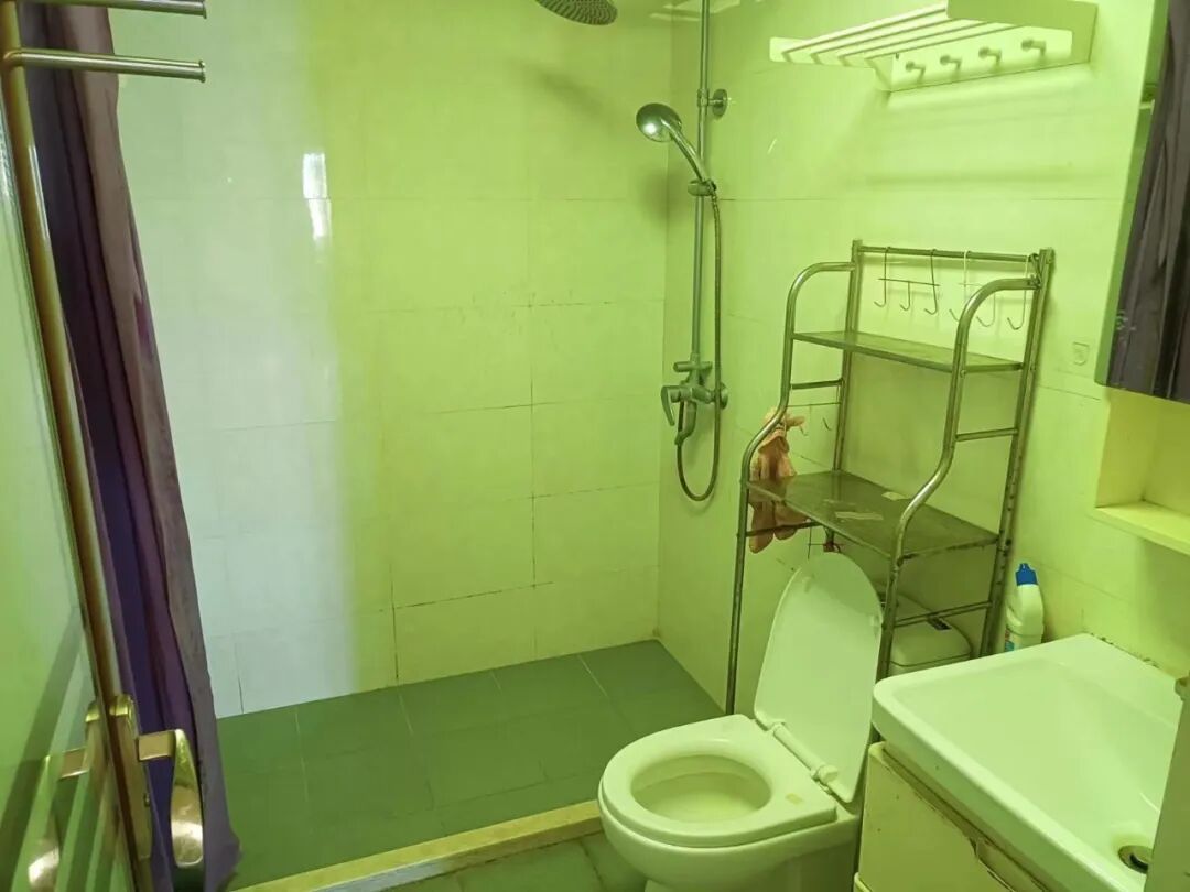 天河北二手房【华天国际广场】88平，总价560万！