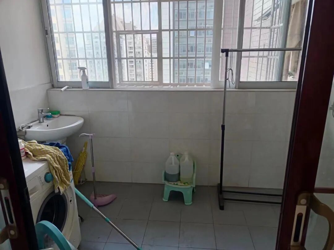 天河北二手房【华天国际广场】88平，总价560万！