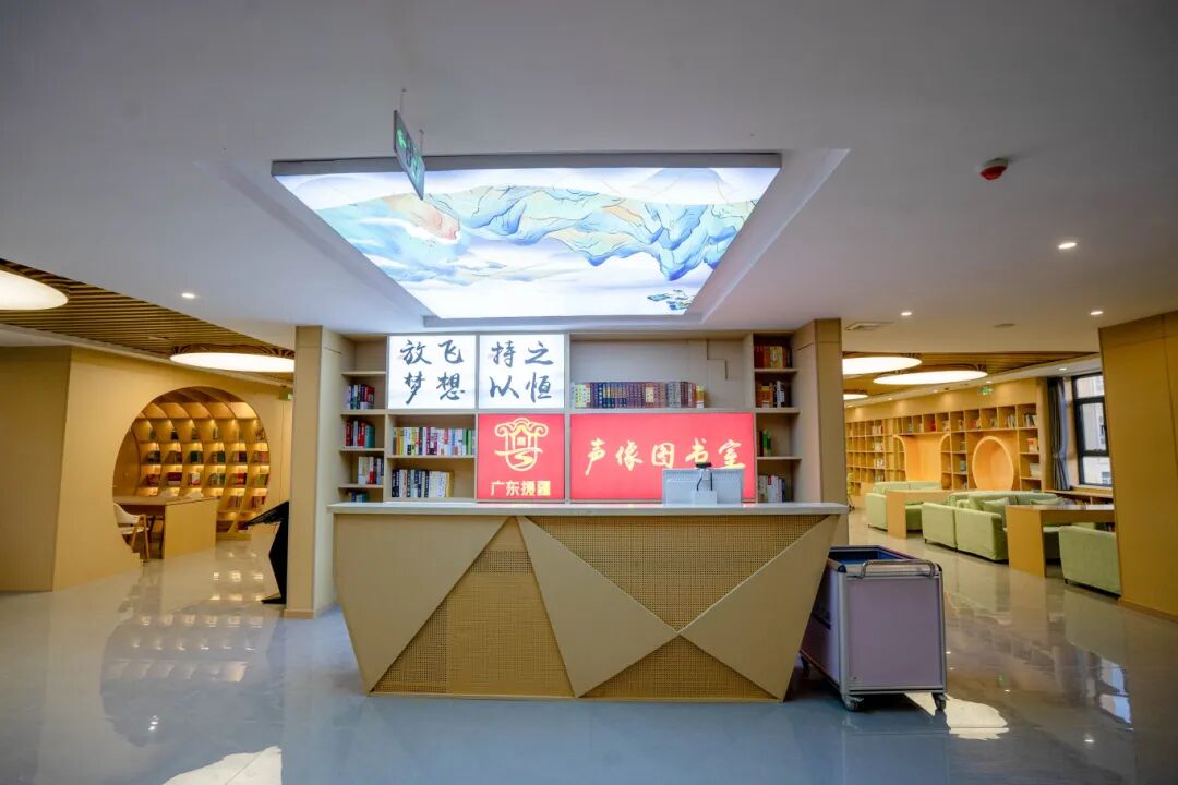 伽师县第三小学.jpg