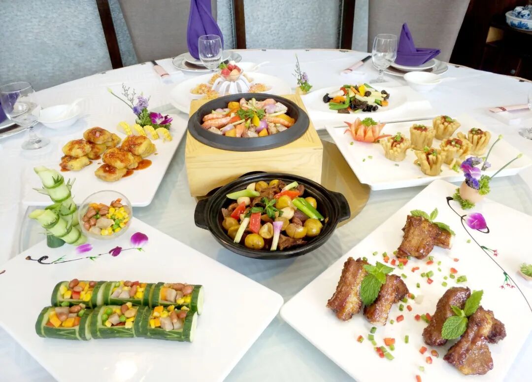 仙湖酒店地址:佛山市南海区丹灶镇仙湖度假区内,戳此导航时间:早茶7